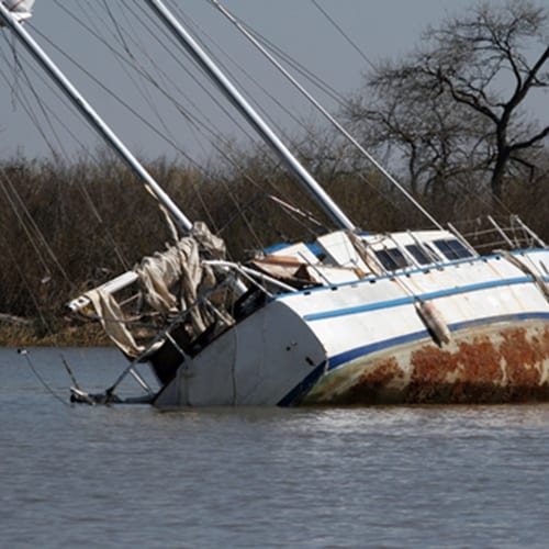 Tips for surviving if your boat capsizes
